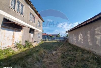 Casă cu 4 camere în Sărbătoarea