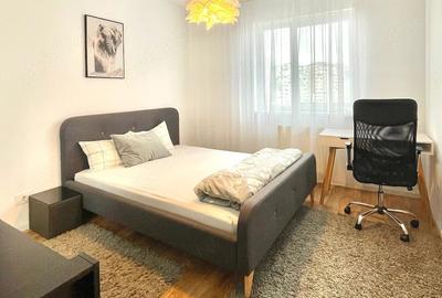Apartament cu 4 camere decomandat în Central