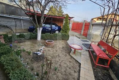 Casă cu 5 camere cu Teren 295 Mp în Strejnicu