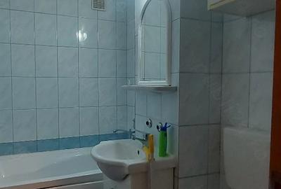 Garsonieră decomandată în Gară - 4