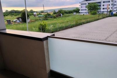Apartament cu 3 camere decomandat în Central - 1