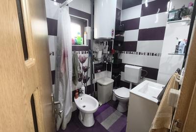 Casă cu 4 camere decomandat în Izvor - 5