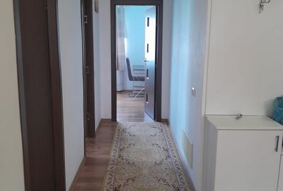 Apartament cu 3 camere semidecomandat în Florești - 8