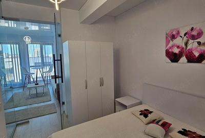 Apartament cu 2 camere semidecomandat în Universitate