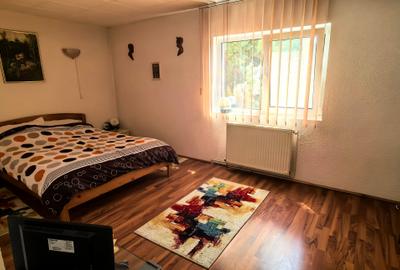 Casă individuală cu 5 camere cu Canalizare în Central - 7