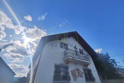 Casă individuală cu 10 camere cu Canalizare în Bariera Vâlcii