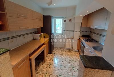 Apartament cu 3 camere decomandat în Nicolina - 2