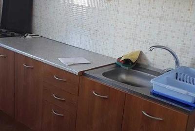 Apartament cu 2 camere decomandat în Titan