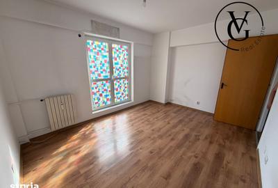 Apartament cu 4 camere decomandat în 13 Septembrie - 1