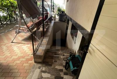 Casă cu 4 camere cu Teren 1150 Mp în Central