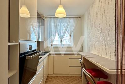 Apartament cu 2 camere, mobilat în Florilor