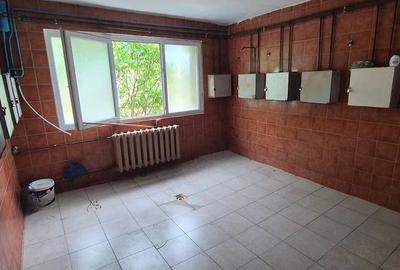 Garsonieră decomandată în UMT - 9