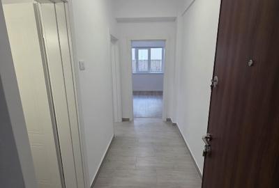 Garsonieră semidecomandată în Baza 3 - 1