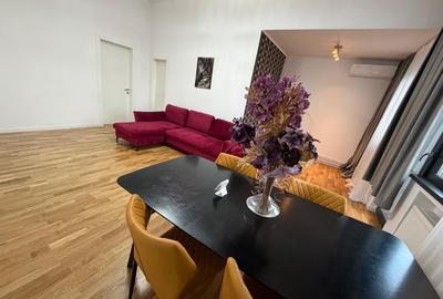 Apartament cu 3 camere, mobilat în Universitate