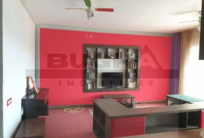 Apartament cu 3 camere decomandat în Zorilor
