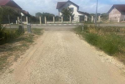 Teren de 665 mp, în Cornetu - 3
