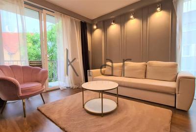 Apartament cu 2 camere semidecomandat, mobilat în Bună Ziua