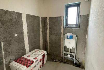 Casă cu 4 camere cu Teren 400 Mp în Domnești - 12