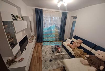 Apartament cu 2 camere decomandat în Titan