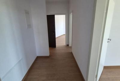 Apartament cu 2 camere în Tractorul - 2