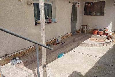 Casă cu Teren 267 Mp în Central - 3