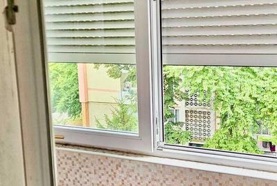 Apartament cu 2 camere semidecomandat în Craiovei