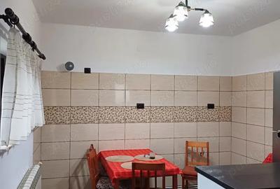 Casă cu 3 camere în Central - 1