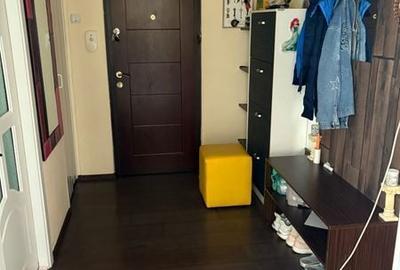 Apartament cu 3 camere decomandat în Berceni - 2