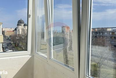 Apartament cu 3 camere semidecomandat în Podgoria