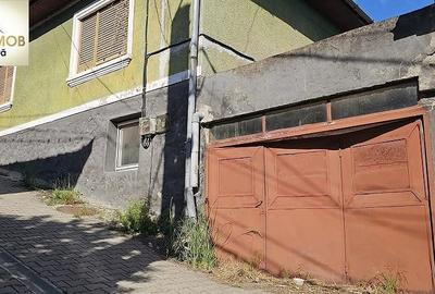 Casă cu 5 camere cu Teren 500 Mp în Muncitoresc - 1