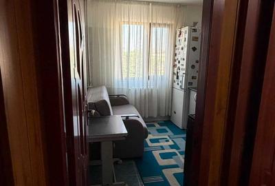 Garsonieră decomandată în Nicolina - 1
