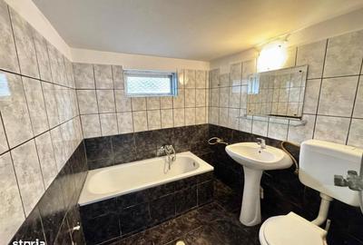 Casă cu 3 camere cu Teren 209 Mp în Giurgiului