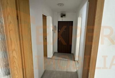 Apartament cu 3 camere decomandat în Tomis Nord - 11