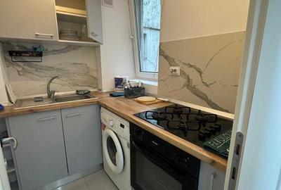 Apartament cu 2 camere decomandat în Lacul Tei