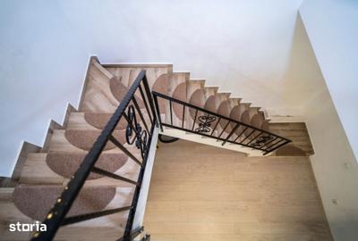 Casă cu 4 camere cu Teren 200 Mp în Clinceni