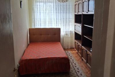 Teren de 65 mp, în Central - 3