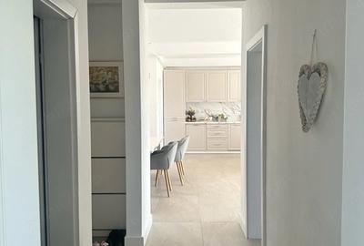 Apartament cu 3 camere decomandat în Aninoasa - 2