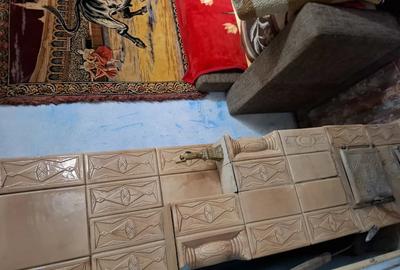 Casă cu 2 camere cu Teren 350 Mp în Crângași