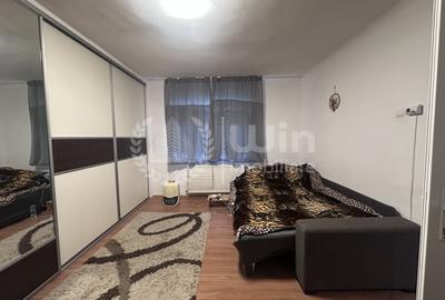 Garsonieră decomandată, mobilată în Mărăști