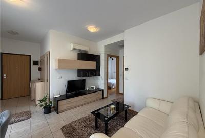 Apartament cu 3 camere semidecomandat, mobilat în Dumbrăvița