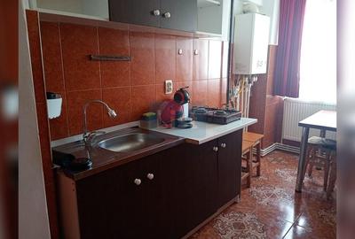 Garsonieră decomandată, mobilată în - 4