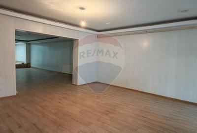 Spațiu comercial, de 200 mp, în Valea Rosie - 1