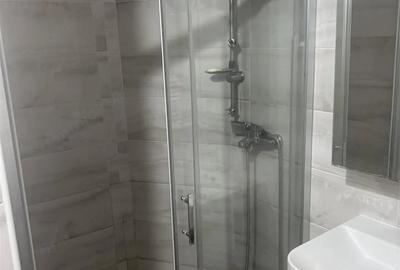 Garsonieră decomandată în Andronache