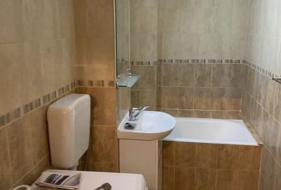 Apartament cu 3 camere decomandat în Central - 2