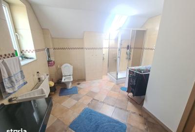 Casă cu 4 camere cu Teren 720 Mp în Gherăiești - 5