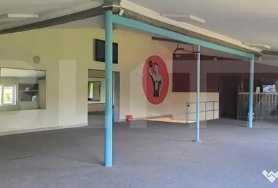 Spațiu comercial, de 690 mp, în Central - 13