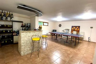 Casă individuală cu 8 camere cu Garaj în Cetate - 12