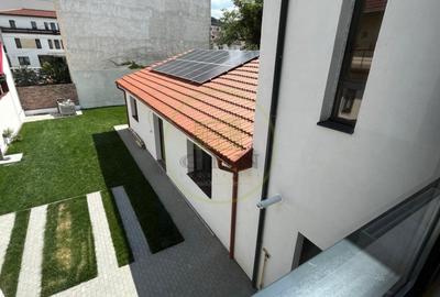 Birou, de 211.4700012207 mp, în Central - 6
