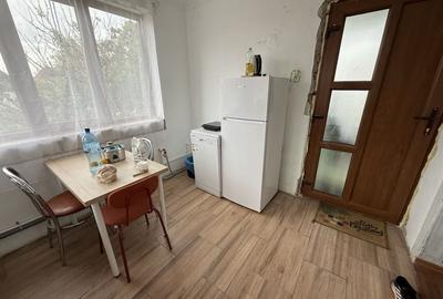 Casă cu 4 camere cu Teren 470 Mp în Podeni - 4