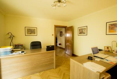 Vila S+P+1E de vanzare centru Constanta - 12